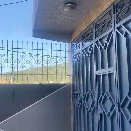 Big Appartement In Ksar Sgher And Close 塞吉尔堡 外观 照片