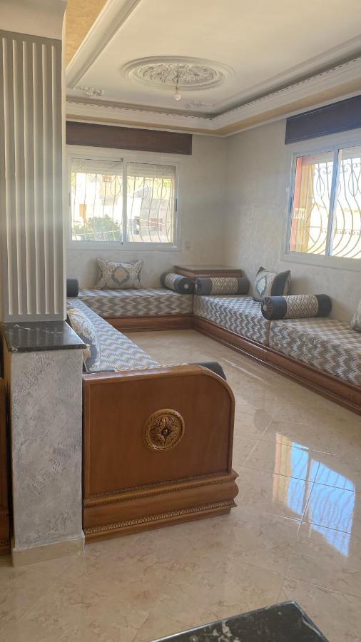 Big Appartement In Ksar Sgher And Close 塞吉尔堡 外观 照片