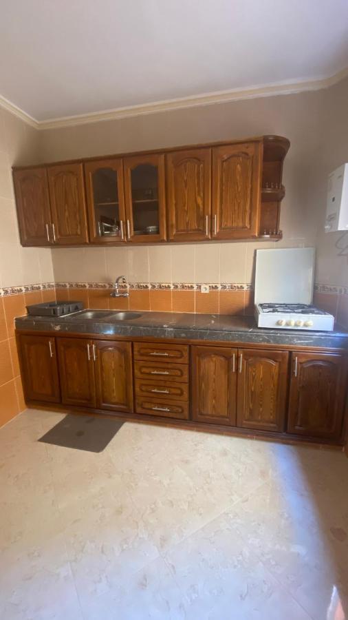 Big Appartement In Ksar Sgher And Close 塞吉尔堡 外观 照片